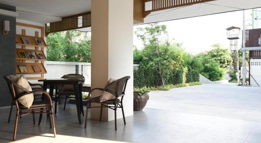 Home Inn Hotel Bangkok